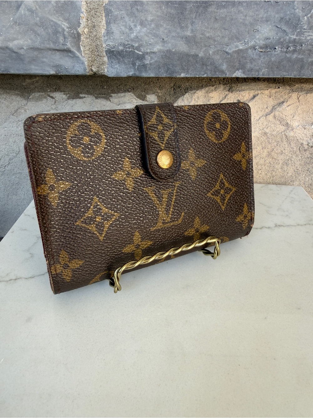 Louis Vuitton Monogram Wallet Kiss Lock Coin Purse CA1011 Brown Authenticated